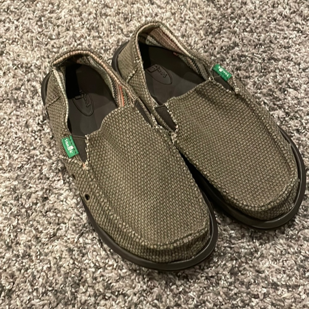 Kids Sanuk Loafers. Size 2